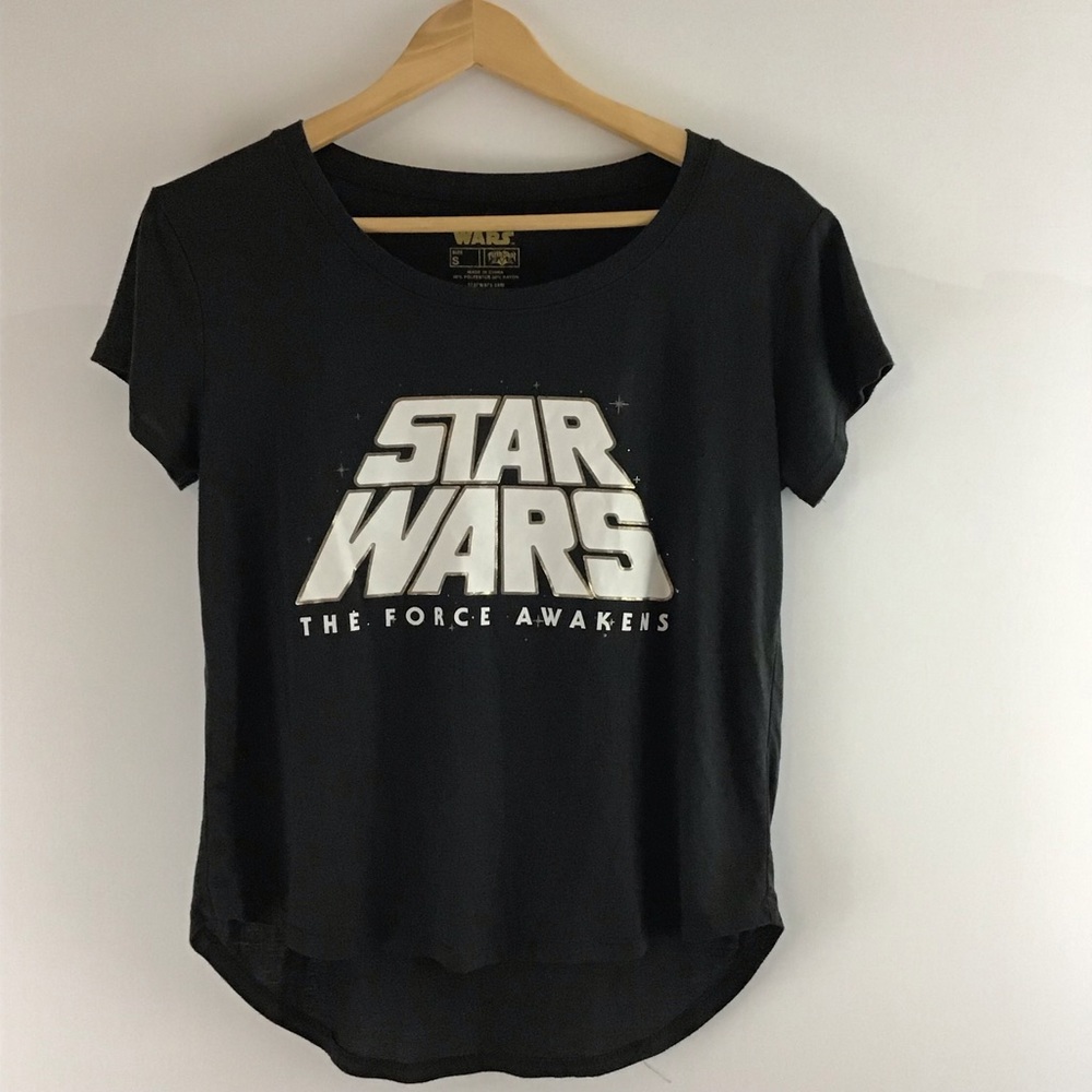 FIFTH SUN STAR WARS “THE FORCE AWAKENS” GRAPHIC T-SHIRT